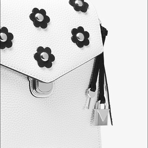 Michael Kros NWT- Bristol Sm Leather Backpack - Picture 4 of 13